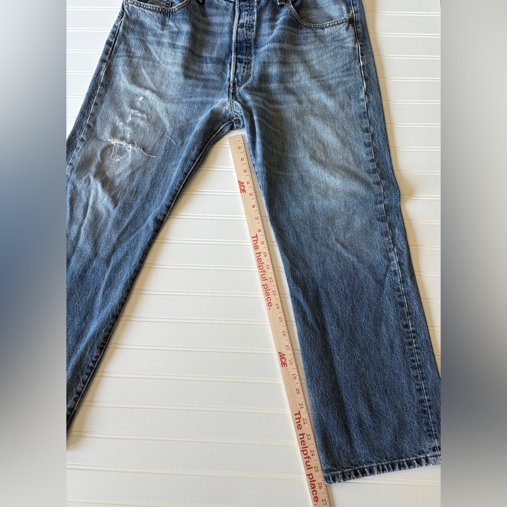 Levi’s 501 Button Fly Distressed Jeans 38x29 100% Cotton - Picture 2 of 9